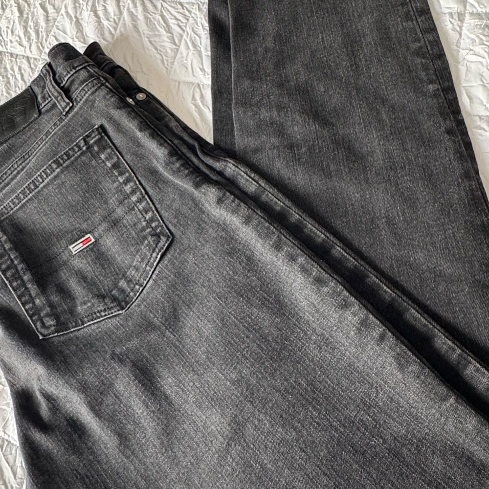 Tommy Hilfiger Dark Gray Straight Jeans